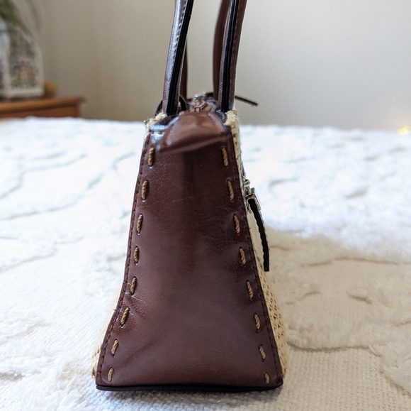 KGB STUDIO handbag. Vegan leather and woven fabric. - Picture 5 of 6